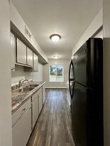 Old Goddard Apartments in Allen Park, MI - Building Photo