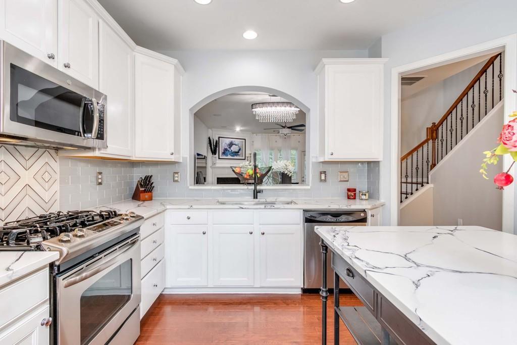 2345 Limehurst Dr in Atlanta, GA - Building Photo