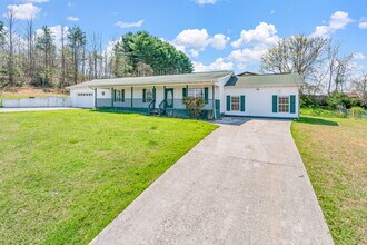 182 Megan Ln in Luttrell, TN - Building Photo - Building Photo