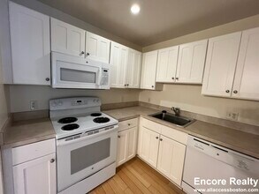 40 Boylston St, Unit 401 in Boston, MA - Building Photo - Building Photo