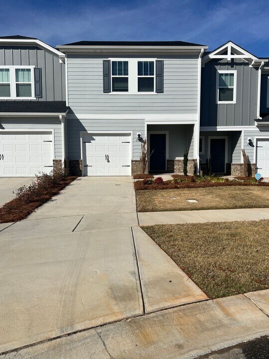 1705 Braemar Vlg Dr in Monroe, NC - Building Photo
