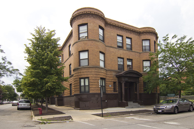 4750 S Vincennes Ave in Chicago, IL - Building Photo - Building Photo