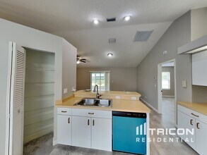 6504 64th Ln E in Palmetto, FL - Building Photo - Building Photo