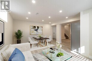 196 Upper Paradise Rd in Hamilton, ON - Building Photo