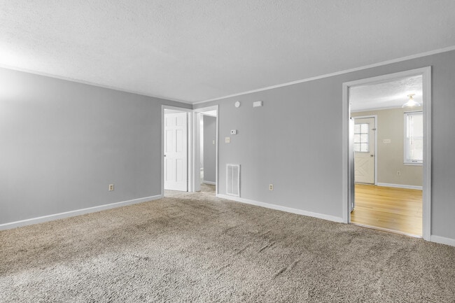 338 River Walk Dr in New Bern, NC - Building Photo - Building Photo