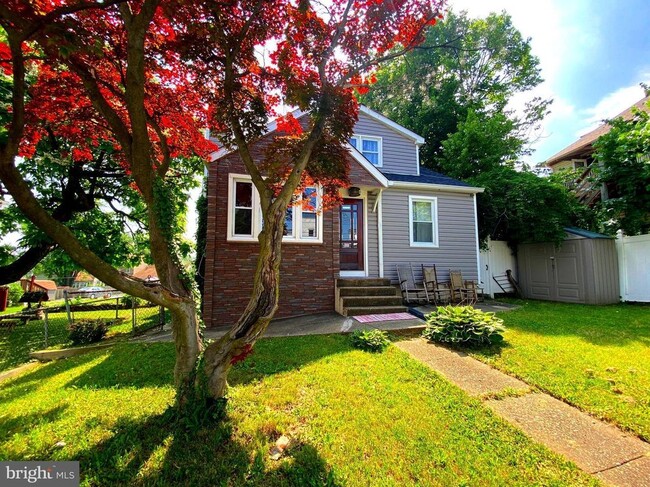 property at 3611 Annapolis Rd