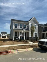437 Cresting Wave Dr in Wake Forest, NC - Building Photo