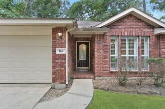 166 Burgandy Vine Ct in Conroe, TX - Building Photo - Building Photo
