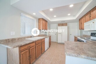5720 W Purdue Ave in Glendale, AZ - Building Photo - Building Photo