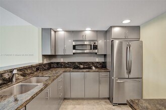 1800 N Andrews Ave in Fort Lauderdale, FL - Building Photo - Building Photo