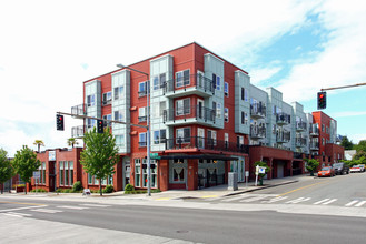 Sapphire Condominiums in Seattle, WA - Building Photo - Building Photo