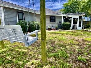 300 Casa Pl in Panama City, FL - Building Photo - Building Photo