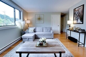 83 Nicholas Rd in Framingham, MA - Building Photo - Building Photo