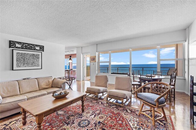 601 Longboat Club Rd in Longboat Key, FL - Building Photo - Building Photo