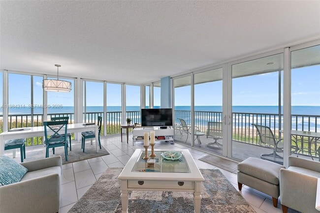 property at 669 NE Plantation Rd