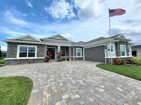 8341 Paragrass Ave in Melbourne, FL - Building Photo