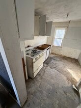 1700 W Grand Ave in Decatur, IL - Building Photo - Building Photo