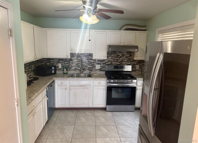 51 Jordan Ln in Middletown, NY - Building Photo - Building Photo