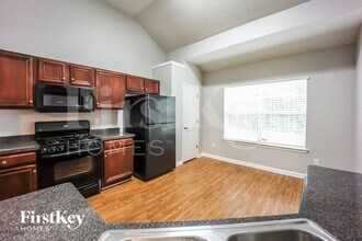 6255 Lamp Post Pl in College Park, GA - Building Photo - Building Photo