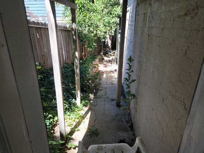 property at 104 Mainhart Dr