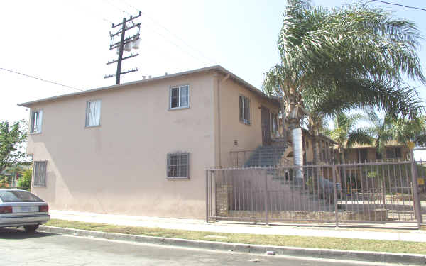 1159 E 65th St in Inglewood, CA - Building Photo