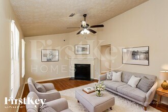 6450 Peppermill Ln in Atlanta, GA - Building Photo - Building Photo