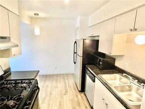 5806 Belmoor Dr in Austin, TX - Building Photo - Building Photo