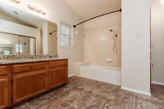 11929 Bittern Hollow in Austin, TX - Building Photo - Building Photo