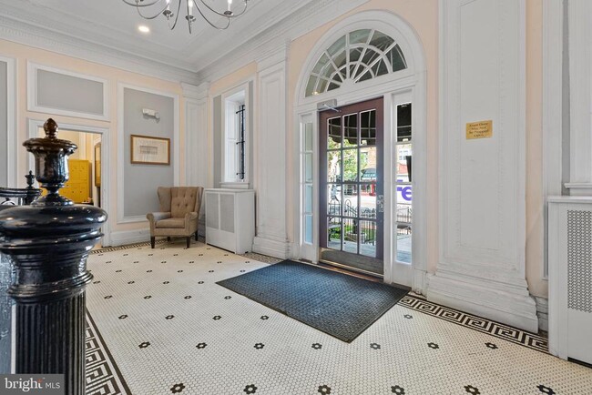 1526 17th St NW in Washington, DC - Building Photo - Building Photo