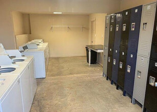 Yellow Rock Apartments in Stillwater, OK - Building Photo - Building Photo