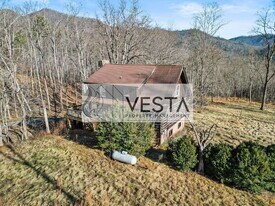 58 Long Winding Road in Asheville, NC - Building Photo