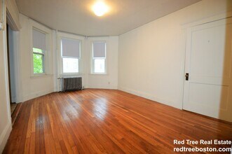 235 Park Dr, Unit 11 in Boston, MA - Building Photo - Building Photo