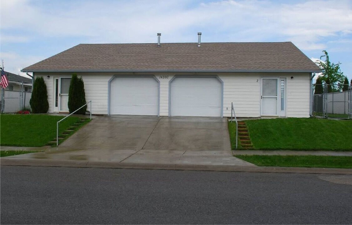 14360 N Cassia St in Rathdrum, ID - Building Photo