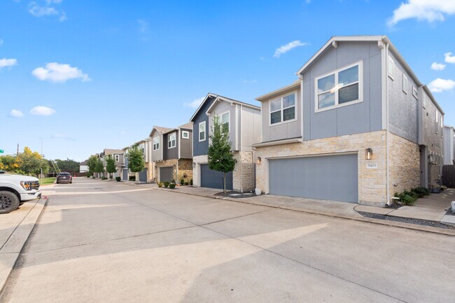 5426 Oriente Ln in Houston, TX - Building Photo - Building Photo