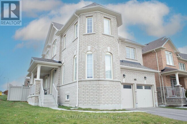105 Balsdon Hollow in East Gwillimbury, ON - Building Photo - Building Photo