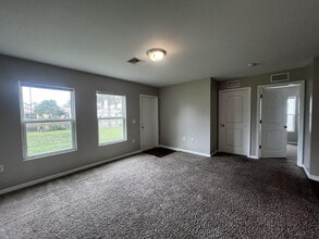 18319 Gibraltar Ln in Lehigh Acres, FL - Building Photo - Building Photo