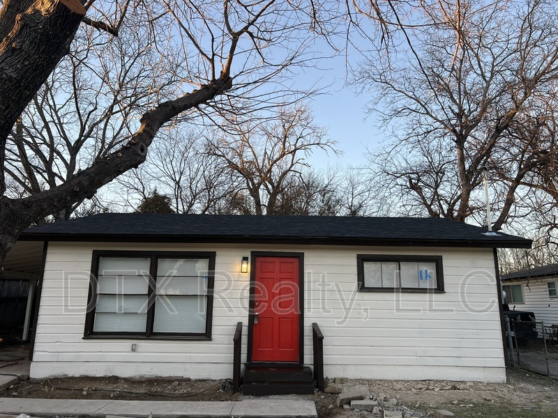 1423 Montague Ave in Dallas, TX - Building Photo