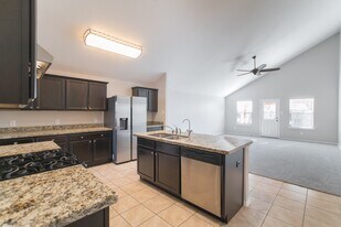 7247 Basque Country Dr in Magnolia, TX - Building Photo