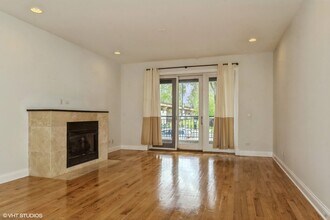 4012 S Indiana Ave in Chicago, IL - Building Photo - Building Photo