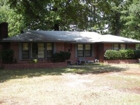 1501 W 32nd Ave in Pine Bluff, AR - Building Photo
