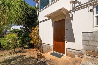 99-959-711 Halawa Dr in Aiea, HI - Building Photo - Building Photo