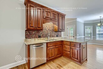 163 Fountain Dr in Clayton, NC - Foto de edificio - Building Photo