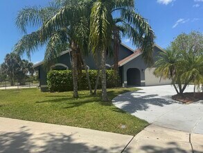 22545 Sawfish Terrace in Boca Raton, FL - Foto de edificio - Building Photo