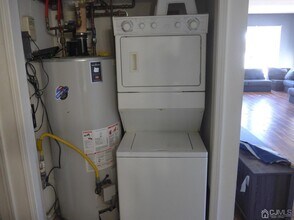 358 Rector St-Unit -604 in Perth Amboy, NJ - Building Photo - Building Photo