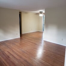 719 NW South Shore Dr in Kansas City, MO - Building Photo - Building Photo