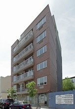 260 N 9th St in Brooklyn, NY - Building Photo - Building Photo