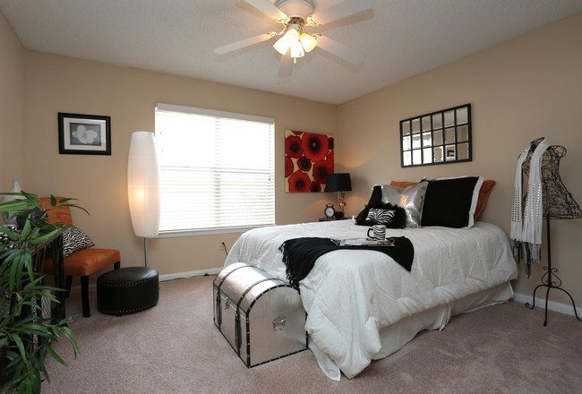 Windsong Village Apartments in Spring, TX - Building Photo - Interior Photo