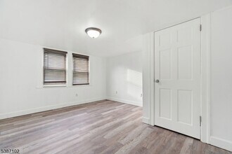 156 Shepard Ave in East Orange, NJ - Building Photo - Building Photo