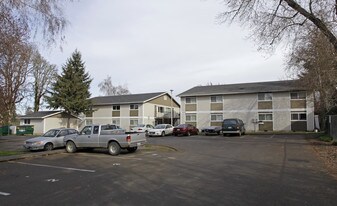 Candlewood Apartments in Forest Grove, OR - Building Photo
