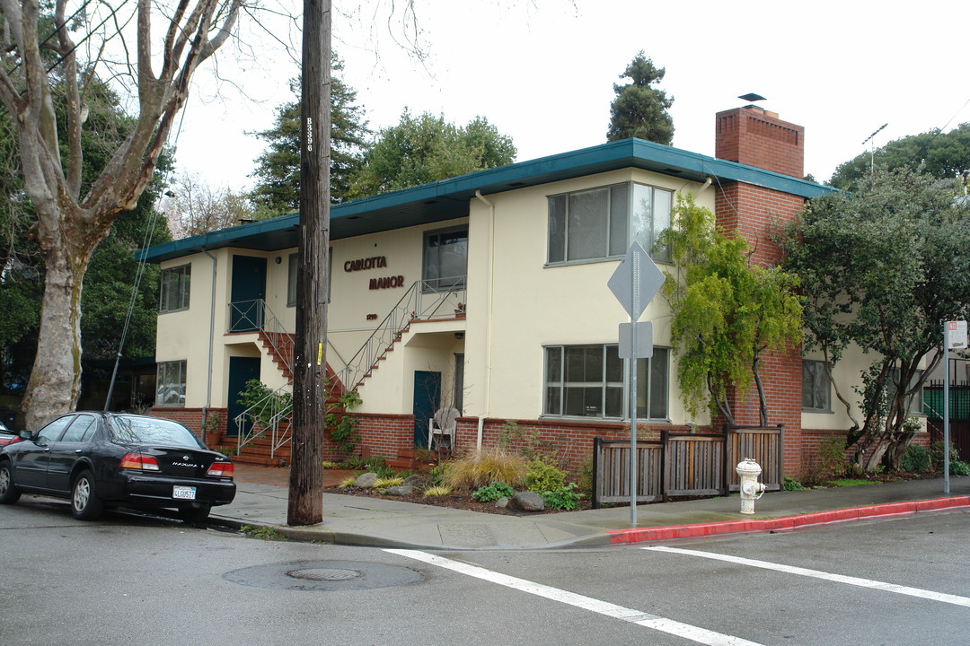 Carlotta Manor in Berkeley, CA - Building Photo